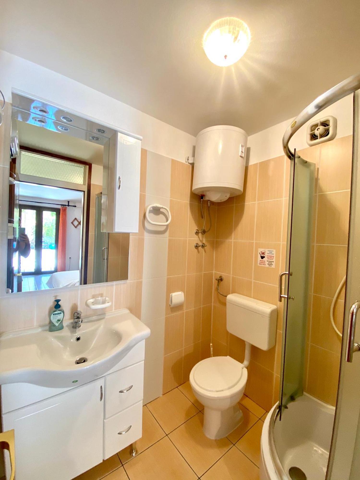 Apartmani Mavrinac Nerezine Room photo